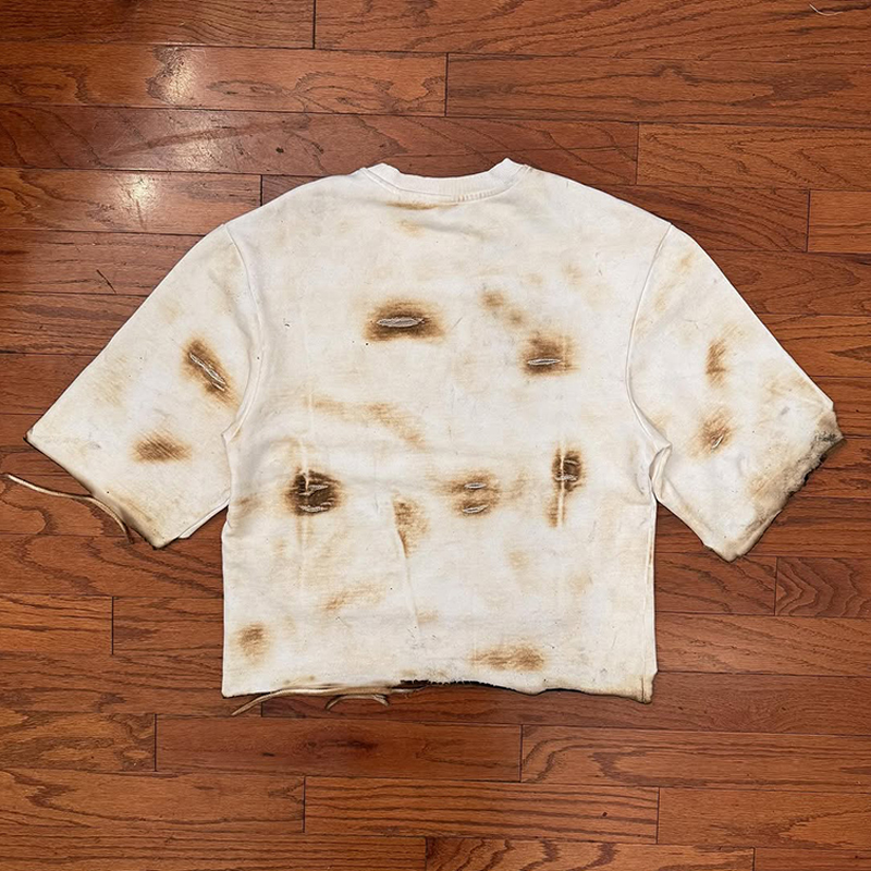 hongfeng manufactures oversized t shirt for men with a relaxed fit and high-quality fabric.